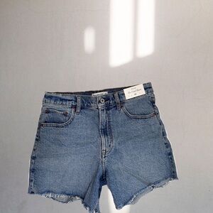 Abercrombie & Fitch Women's The Dad Short High Waisted Denim Shorts NWT